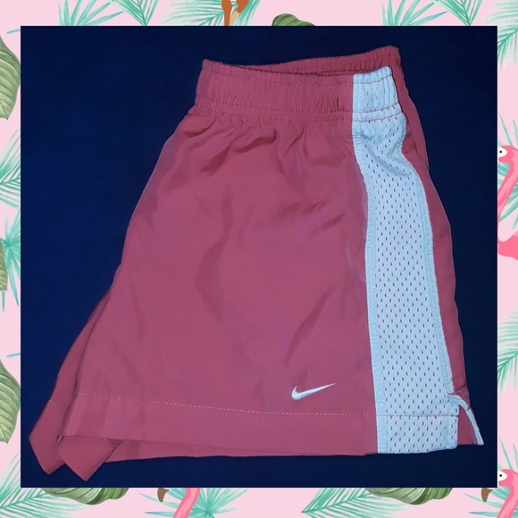 Nike athletic shorts - Picture 2 of 2